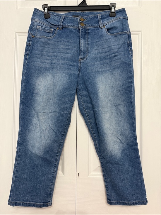 d. jeans Denim - d. jeans Womens Classic Blue Wash Cropped Jeans